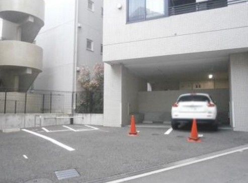 駐車場　☆駐車場☆