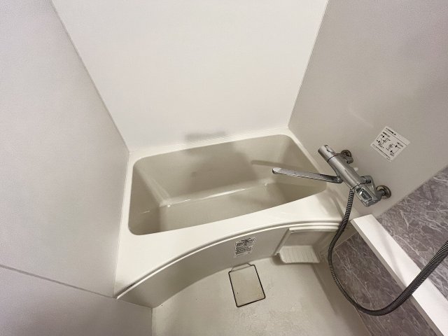 バス・シャワールーム　日々の疲れを癒すお風呂付です