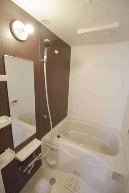 バス・シャワールーム　★追い焚き付きバスルーム★