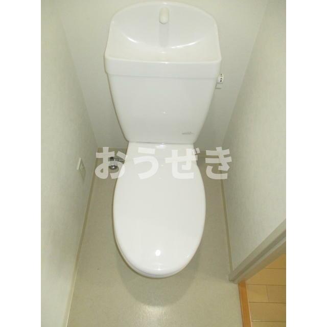 トイレ　※同仕様参考写真