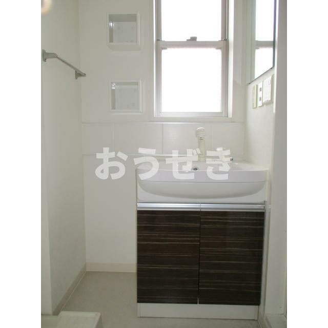 洗面設備　※同仕様参考写真