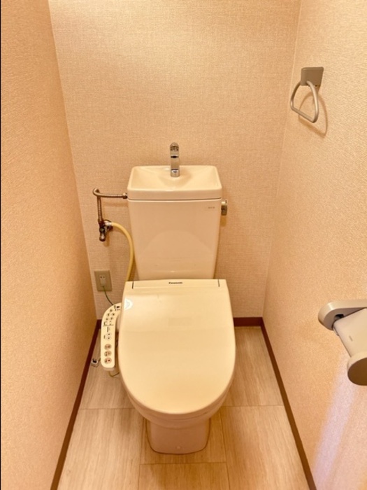 トイレ　※写真は類似です