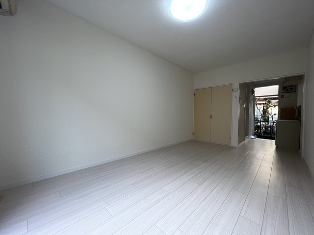 その他部屋・スペース　★明るい洋室で住み心地が良さそうですね★