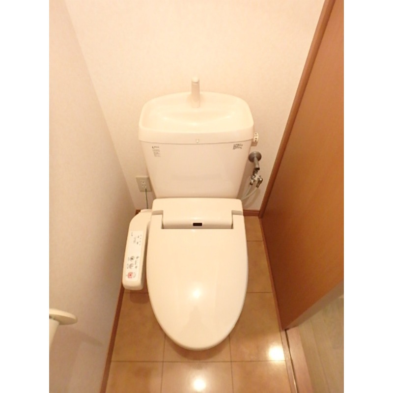 トイレ　図面と現状に相違がある場合には現状を優先