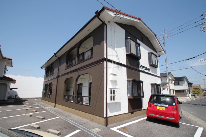 建物外観　Nスタイルホームにお任せ下さい♪