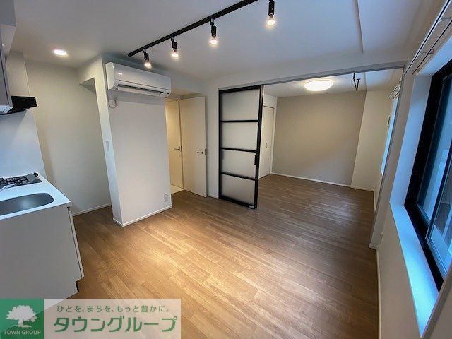 居室・リビング　※別部屋参考写真