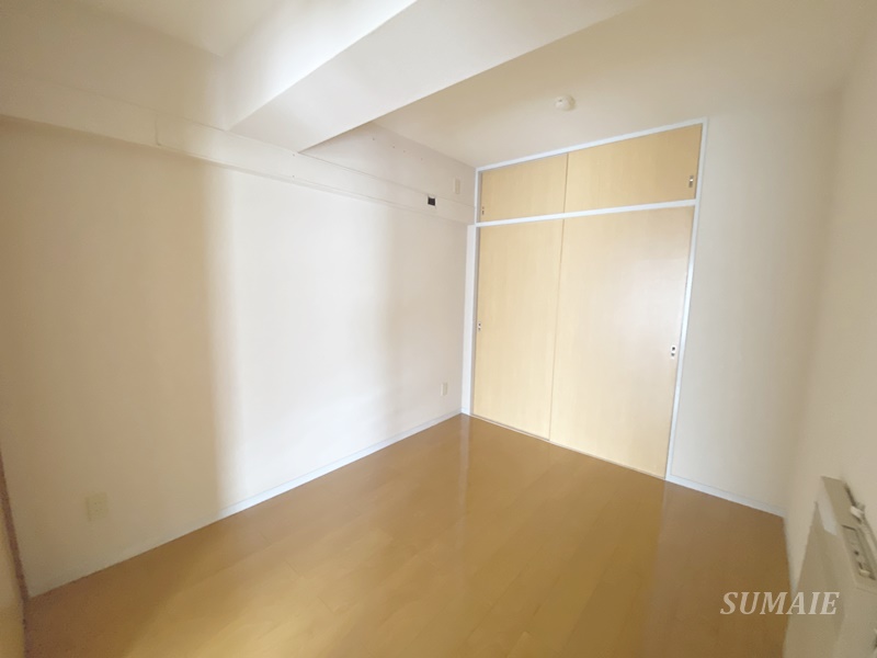 その他部屋・スペース　落ち着いて過ごせるお部屋なので、寝室にいかがでしょうか☆
