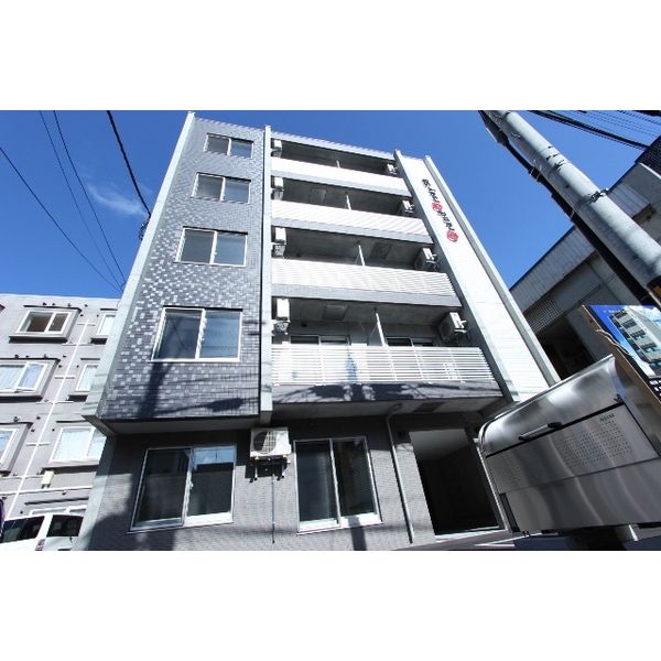 建物外観　★経済的な都市ガス・築浅2LDK！★追い焚き付一坪バス完備♪
