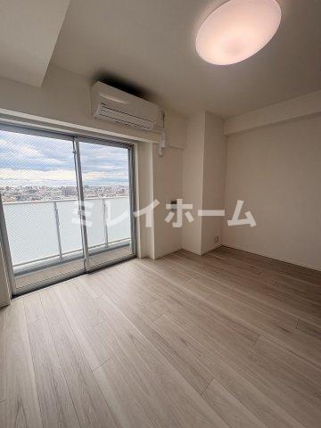 居室・リビング　同建物内、別のお部屋の参考写真になります。
