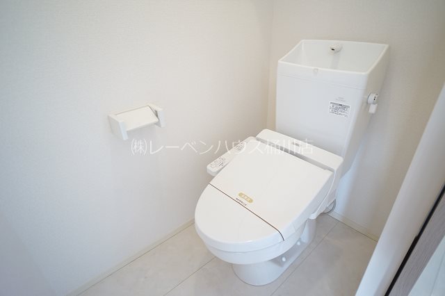 トイレ　レーベンハウス桶川店へ　048-787-5511