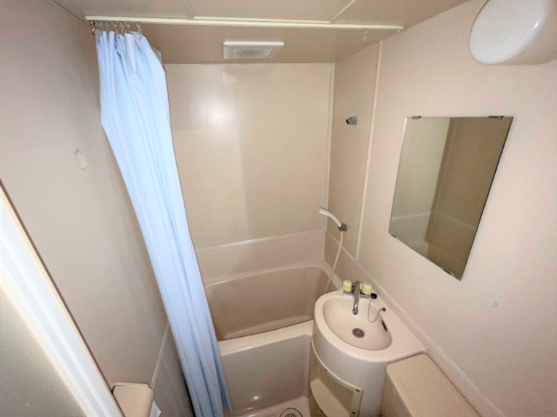 バス・シャワールーム　※他部屋参考写真