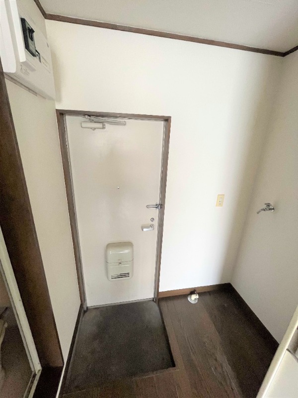 玄関　※他部屋参考写真