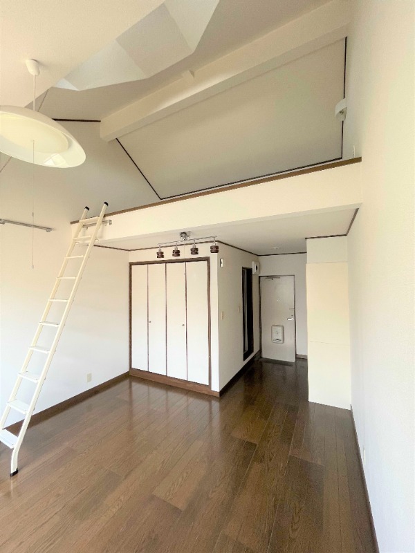 居室・リビング　※他部屋参考写真