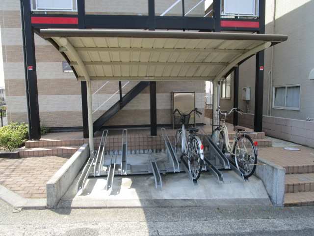 エントランス　駐輪場