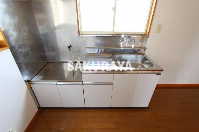 キッチン　現況と異なる場合があります。