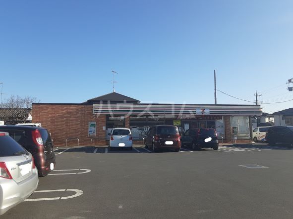 コンビニ　セブンイレブン 行田小見店（コンビニ）まで738m