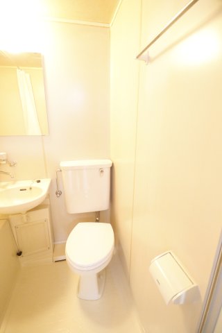 大久保ビルのトイレ写真