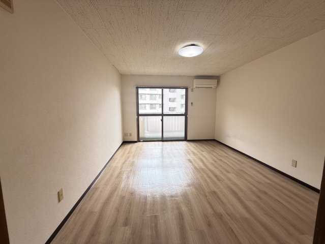 ルーセントの居間写真