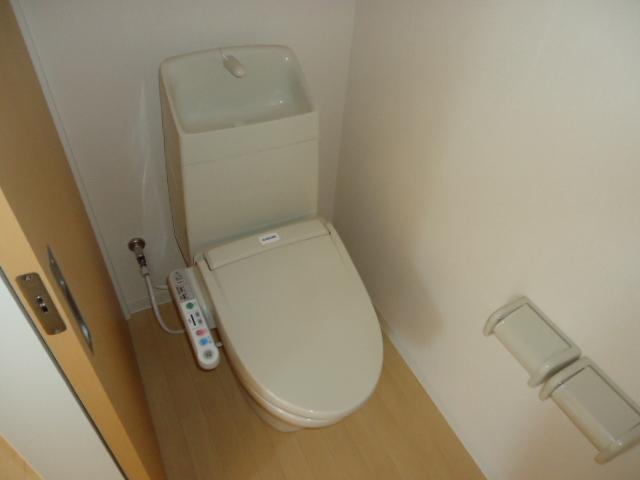 トイレ　シャワー付トイレ
