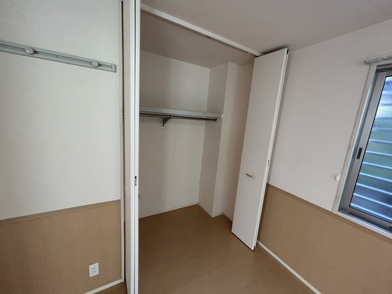 収納　※別部屋の写真です