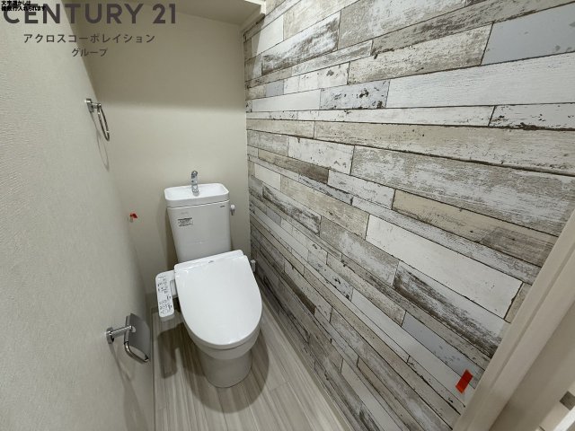 トイレ　ウォシュレット付きのトイレです！
