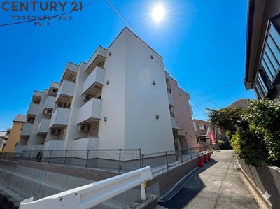 建物外観　オートロック付きで安心！宅配BOX付きで便利！