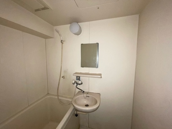 洗面設備　※別部屋の写真です