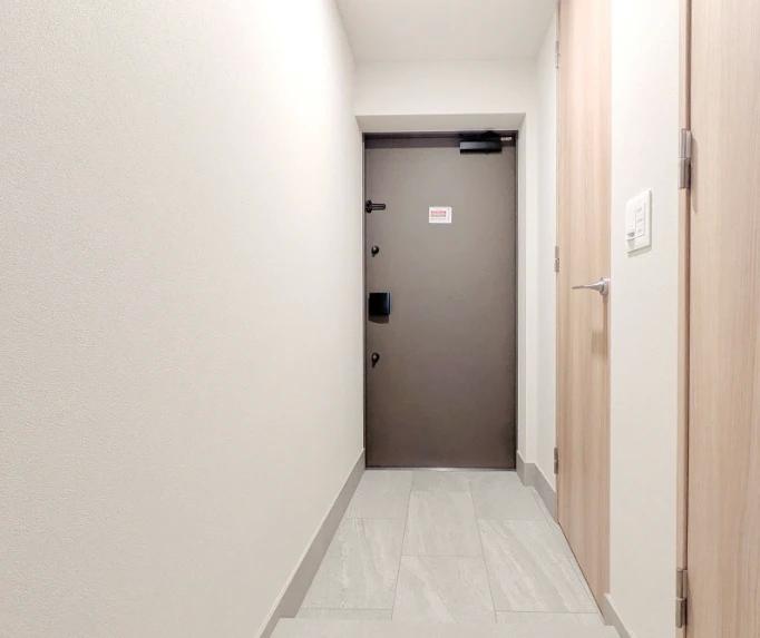 玄関　※同マンション別室参考