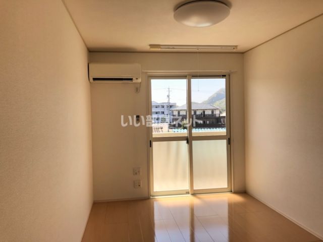 アビエントの居間写真