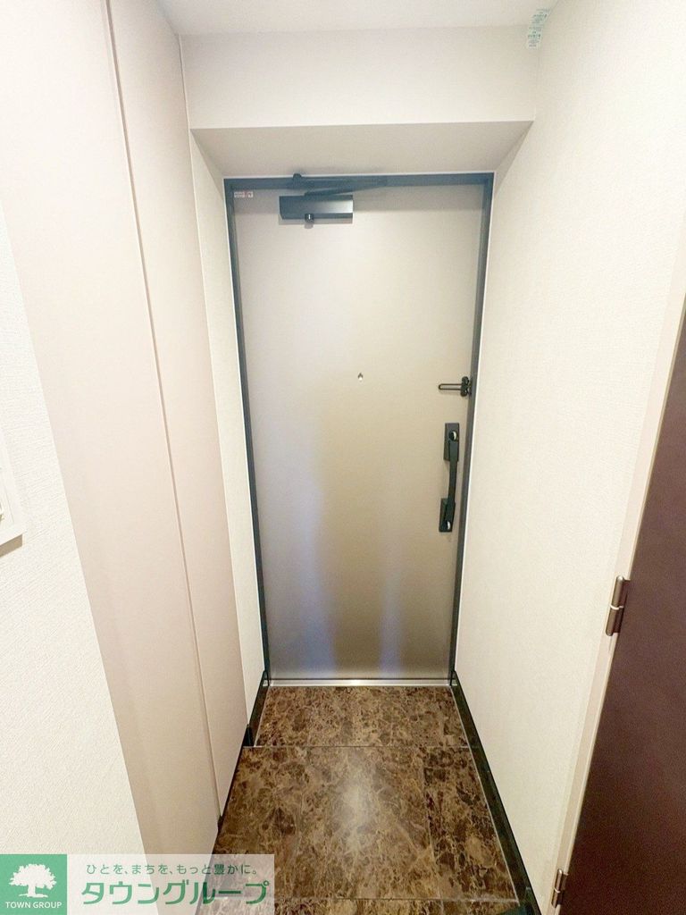 GENOVIA竹ノ塚の玄関写真