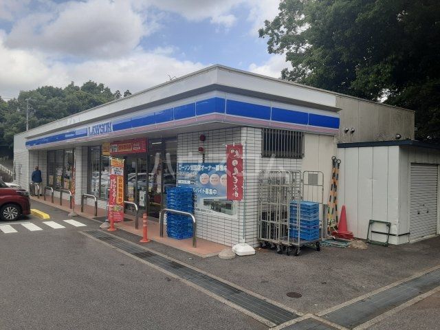 コンビニ　ローソン豊田志賀町店（コンビニ）まで800m