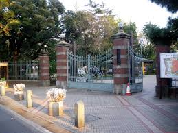 公園　蚕糸の森公園（公園）まで581m
