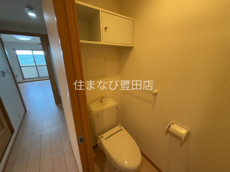 トイレ　同型タイプ