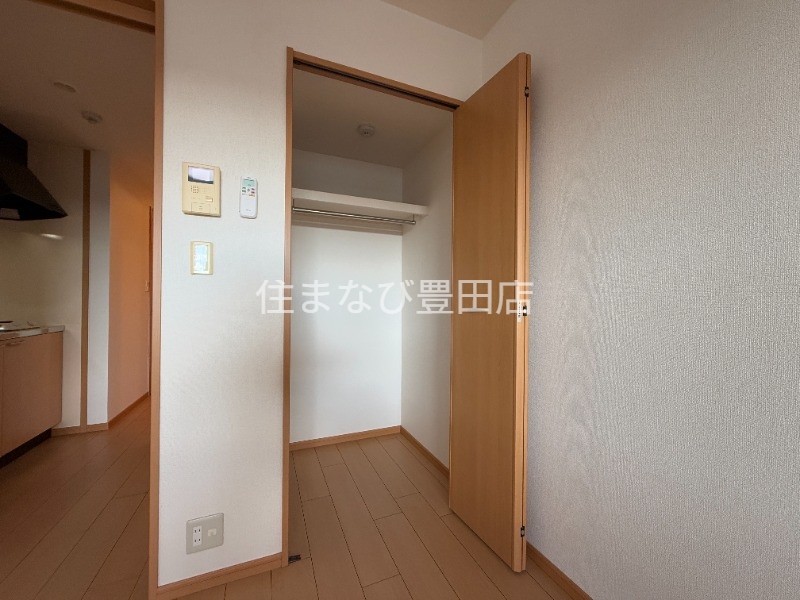 収納　同型タイプ