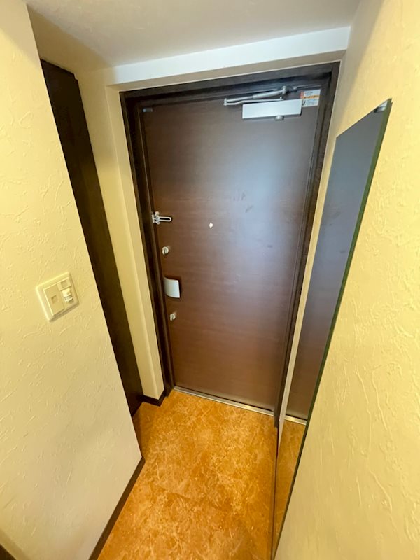 スプランディッド安土町の玄関写真