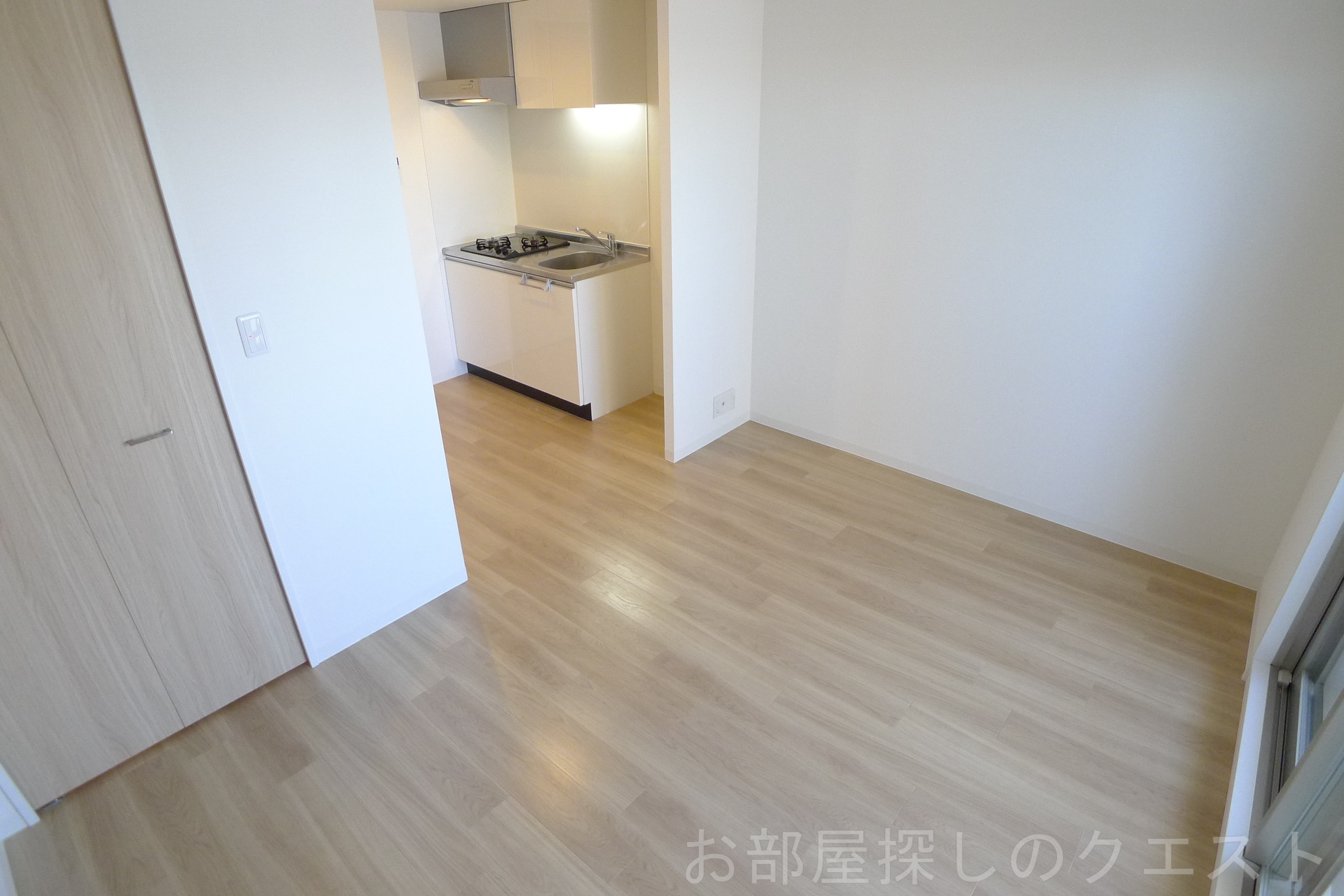 パルティール吹上アネックスの居間写真