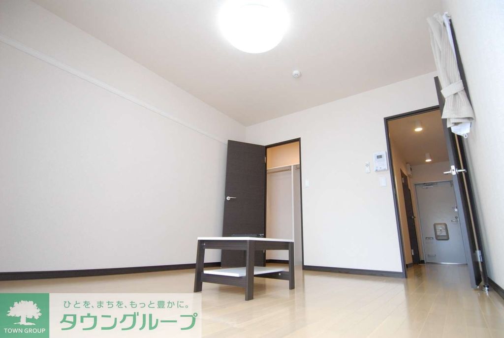 クレイノサクシード所沢の居間写真