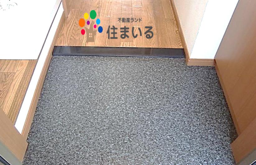 地下鉄桜通線 徳重駅 徒歩13分 2階建 築17年の玄関写真