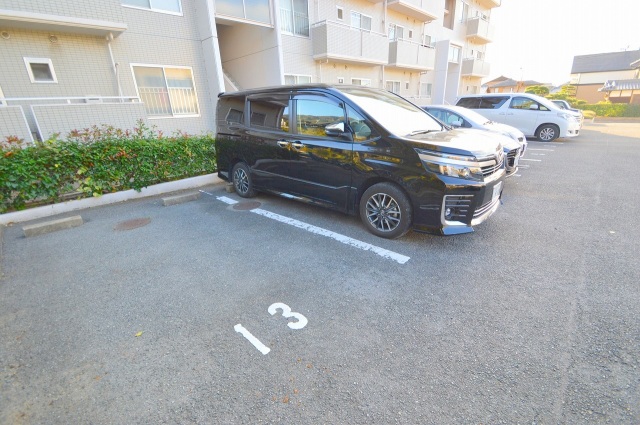 中学校　広島市立矢野中学校（中学校）まで916m