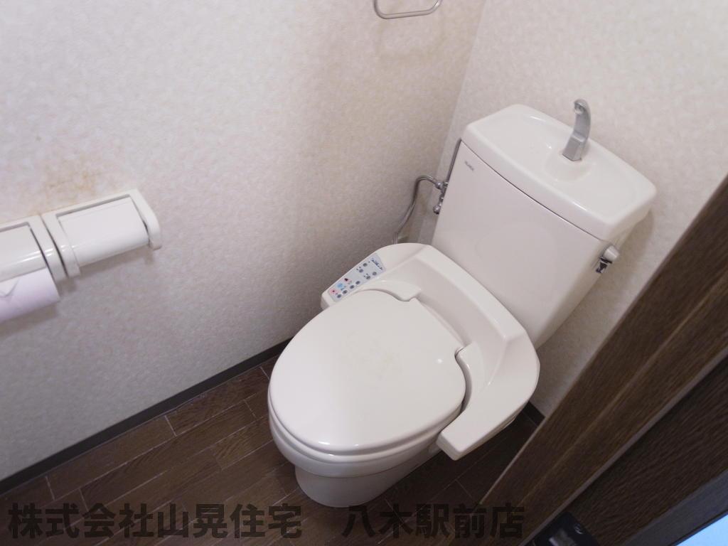 【橿原市東坊城町のマンションのトイレ】