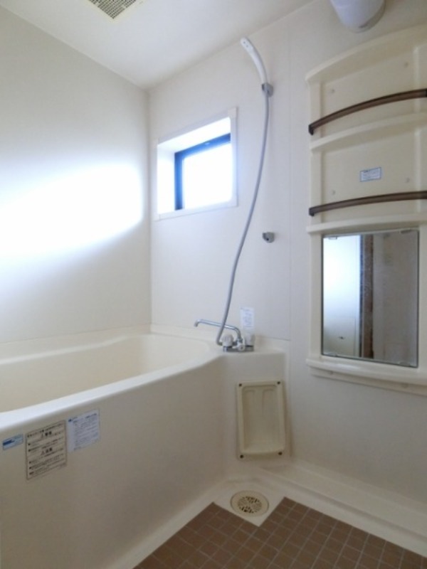 バス・シャワールーム　図面と現状に相違がある場合には現状を優先