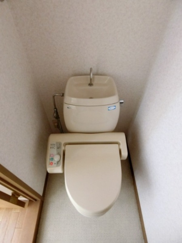 トイレ　図面と現状に相違がある場合には現状を優先