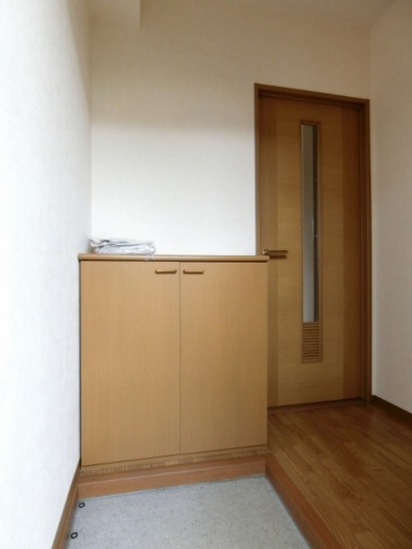 玄関　図面と現状に相違がある場合には現状を優先