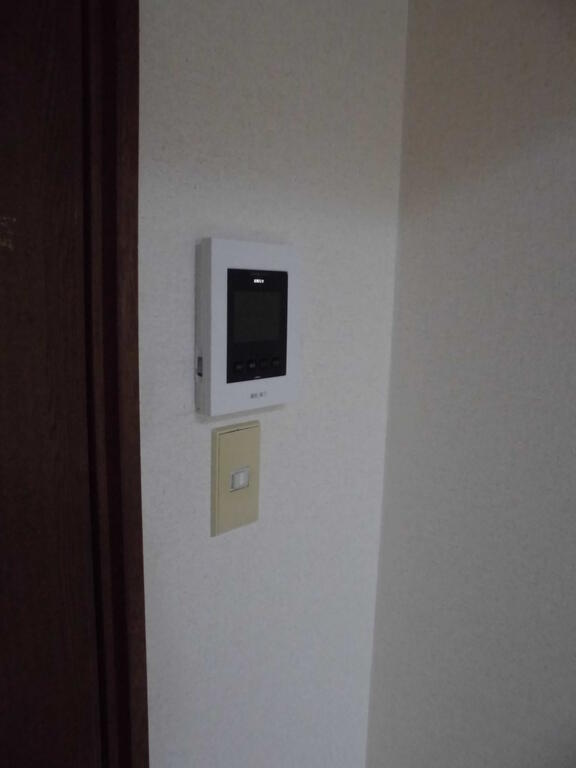 セキュリティ　テレビ付インターホン