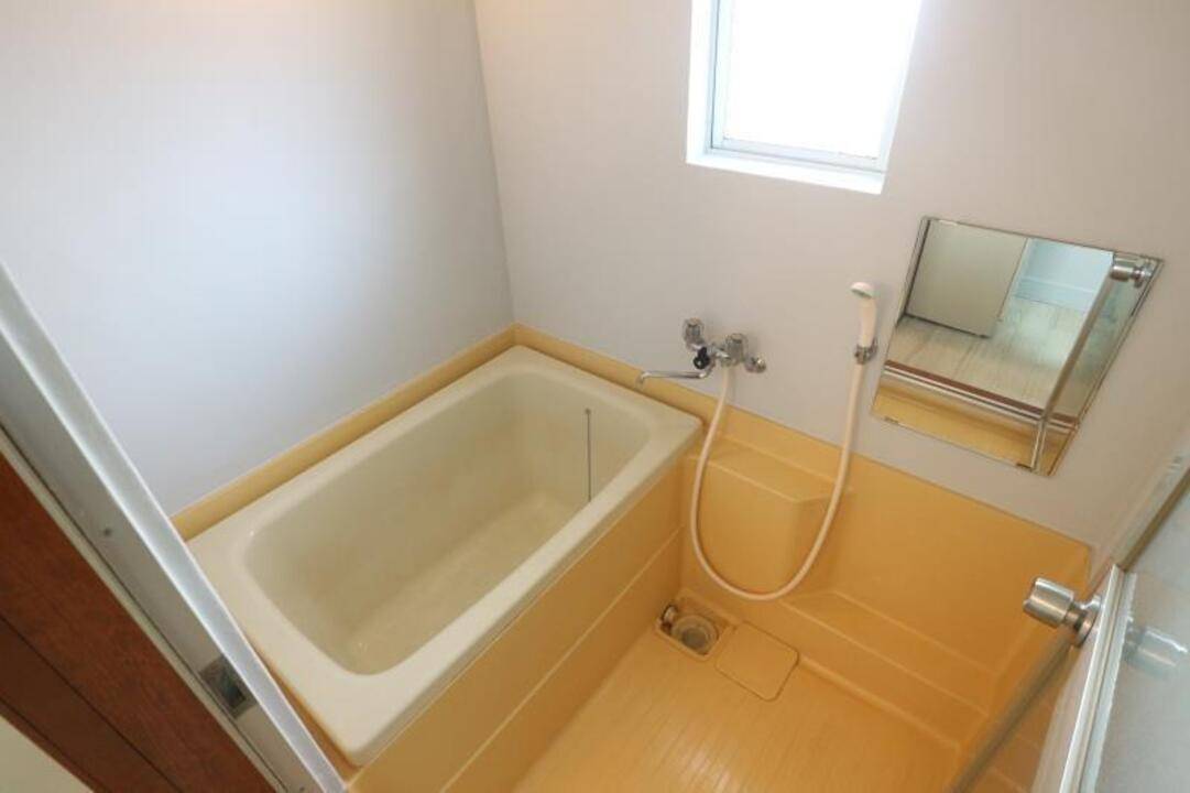 バス・シャワールーム　浴室