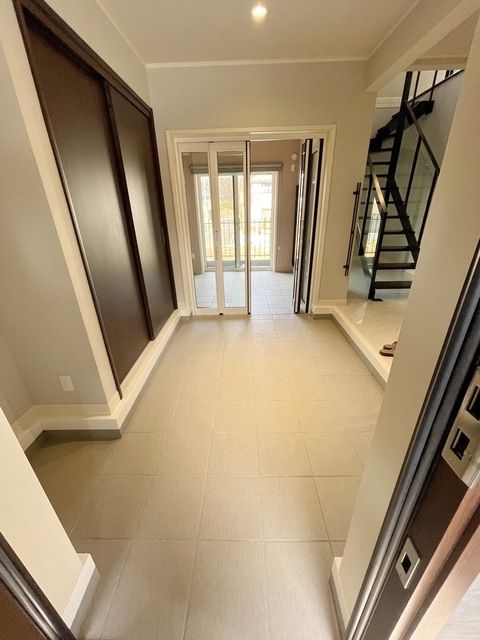 玄関　★お問い合わせはタウンハウジング多摩センター店まで★