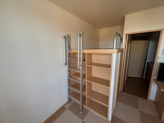 収納　※別号室の写真です
