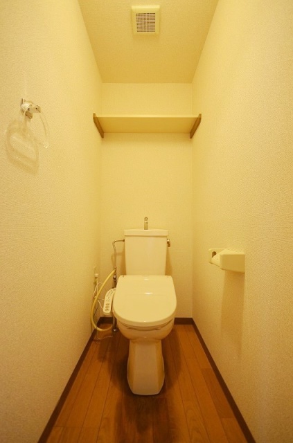 トイレ　別号室の写真