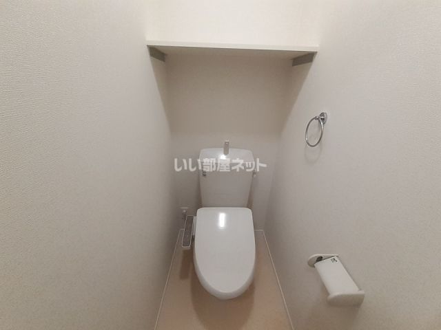 【鉾田市上冨田のアパートのトイレ】