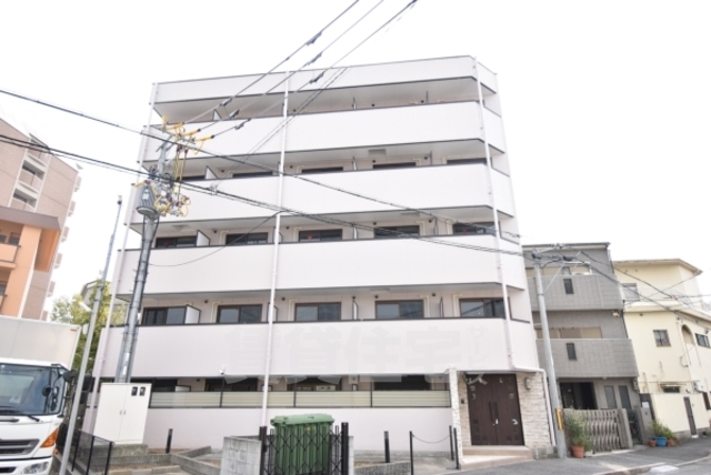 【堺市堺区浅香山町のマンションの建物外観】